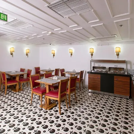 苏丹阿合麦特普雷米斯特酒店